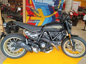 VENDO DUCATI SCRAMBLER 800 FULL THROTTLE (2025) NUOVA A TORINO (CODICE 9882163) - MOTO.IT