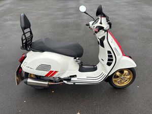 PIAGGIO VESPA GTS 300 RACING SIXTIES CVT EURO 5 278 CC