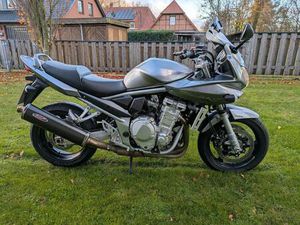 SUZUKI BANDIT 1250 S AUS ERSTER HAND TÜV NEU