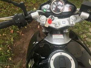 SUZUKI INAZUMA GW250