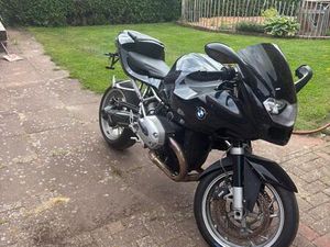 BMW R1200S