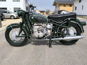 BMW R69S RESTAURIERT UND IN EINEM SEHR GUTEN ZUSTAND