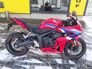 HONDA CBR 650 R E-CLUTCH