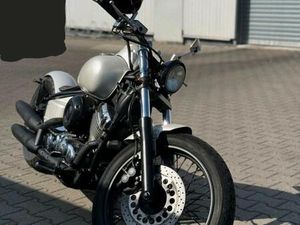 YAMAHA XVS 650 DRAGSTAR BOBBER