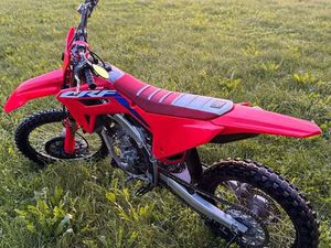 HONDA CRF 250R