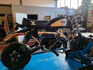 HONDA MONKEY Z50A MIT BETRIEBSERLAUBNIS