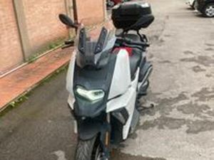 BMW C400X