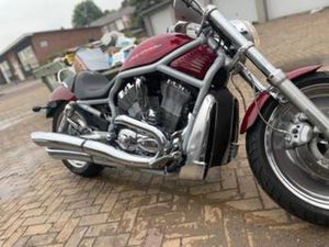 HARLEY DAVIDSON V-ROD, UNIEK GESPOTEN! — MOTOREN | HARLEY-DAVIDSON — MARKTPLAATS