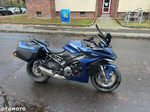 SUZUKI GSX