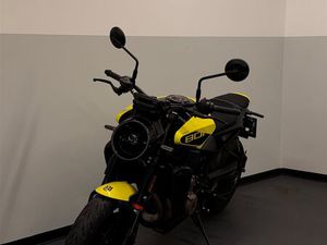 OCCASION HUSQVARNA VITPILEN 801 L