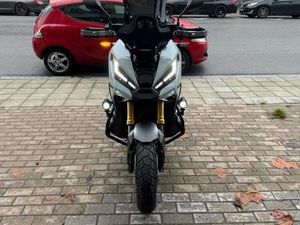 ② HONDA X-ADV 750 / 3.000 KM / 2024