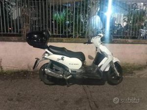 APRILIA SCARABEO 300 FINANZ INTERESSI 0 NO ANTICIP