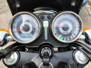 BENELLI IMPERIALE 400