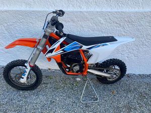KTM SX - E 5 (KAUM BENUTZT - CA. 10H IN DREI JAHREN)