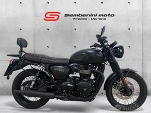 TRIUMPH BONNEVILLE T100 BLACK EDITION