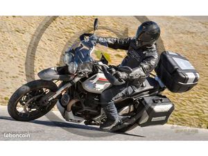 MOTO GUZZI V85TT TRAVEL