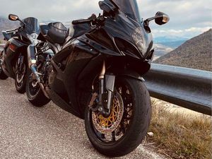 GSXR 1000 K8 FULL ÉQUIPEMENTS