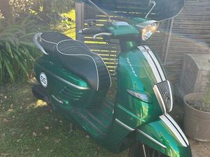 SCOOTER DJANGO 50 IDEM VESPA