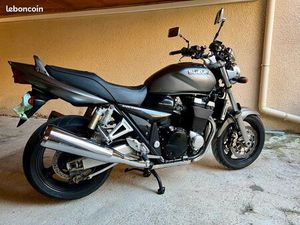 SUZUKI 1400 GSX 2002