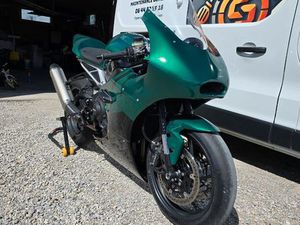 TRIUMPH STREET TRIPLE 765 – PRÉPARÉE PISTE STYLE MOTO2 – 2024 – 1 200 KM – 15 800