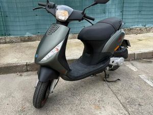 PIAGGIO ZIP 50-2 900 KM - ÉTAT IMPECCABLE (2024)