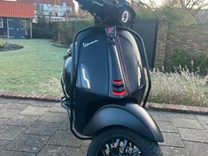 FULL OPTION VESPA SPRINT AKRA 80CC I-GET BROM 9-2019 — SCOOTERS | VESPA — MARKTPLAATS