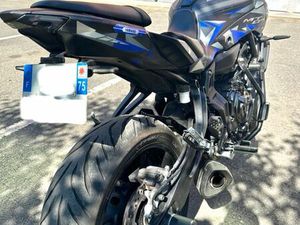 VENDS OU ÉCHANGE YAMAHA MT 07 2018 AKRAPOVIC RACING