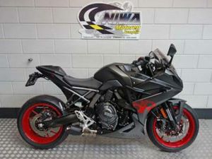 SUZUKI GSX-8R — MOTOREN | SUZUKI — MARKTPLAATS