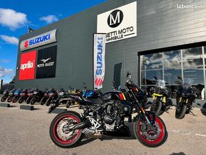 GSX-8TT 120 KM GARANTIE 08/2030 LIVRAISON OFFERTE DANS TOUTES LA FRANCE POSSIBILITE A2