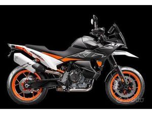 KTM 890 SMT
