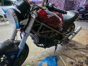 DUCATI MONSTER 900 - 1999