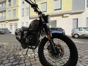 BRIXTON CROMWELL 125 CC BENFICA