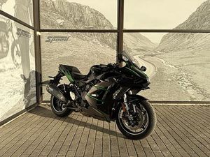 KAWASAKI NINJA H2 SX SE