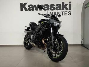 KAWASAKI Z650 2024 649 CM3 | MOTO ROADSTER | 5 227 KM | GRIS | 44700 ORVAULT