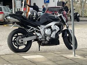 YAMAHA FZ1-N 600 CC LEIRIA, POUSOS, BARREIRA E CORTES