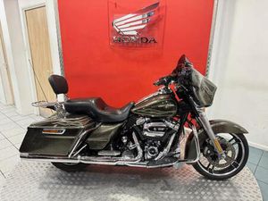 HARLEY-DAVIDSON STREET GLIDE