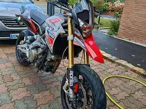 APRILIA 750 DORSODURO