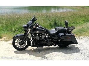 HARLEY DAVIDSON ROAD KING SPÉCIAL 114