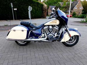 111 ( 1811 CC)FULL OPTIONS ,3500 KM,GARANTIE 1 AN