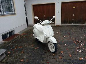VESPA 125 SPRINT S JUSTIN BIEBER