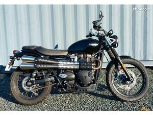 TRIMPH SCRAMBLER 900