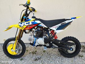 150 YCF ÉDITION LIMITÉE FACTORY 7H D'ORIGINE RÉEL