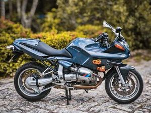 BMW - R1100S