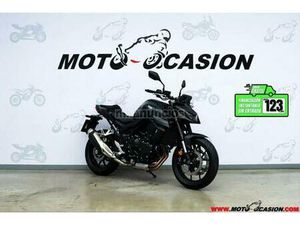 HONDA - CB 750 HORNET