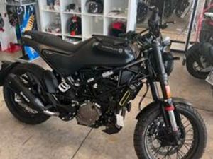 HUSQVARNA - SVARTPILEN 125