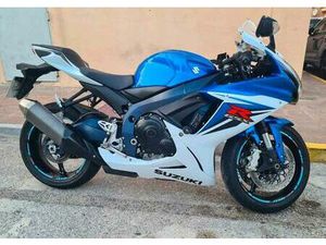 SUZUKI - GSX R 600
