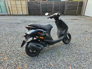 ② PIAGGIO ZIP IGET 4T
