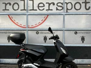 PIAGGIO 1 ONE ELEKTRO TOPCASE 1 HD.