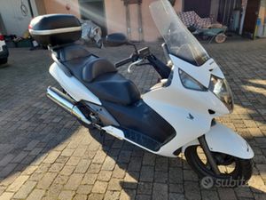 HONDA SILVER WING 400