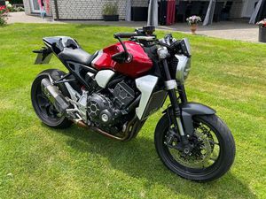 HONDA CB1000R PLUS SC80